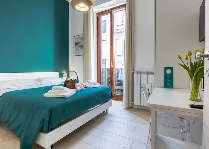 Rua De Mar Chiatamone Πανσιόν 4*