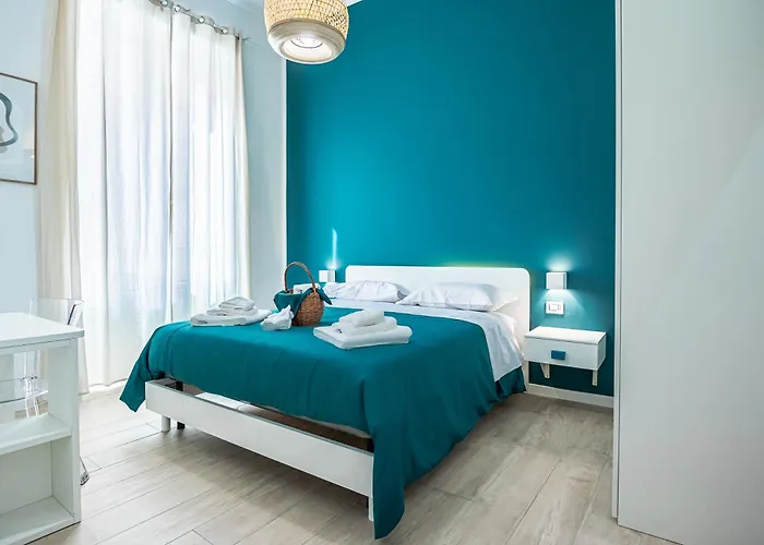 Rua De Mar Chiatamone Νάπολη