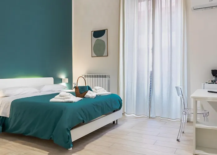 Rua De Mar Chiatamone