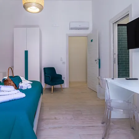 Rua De Mar Chiatamone Pensjonat Neapol